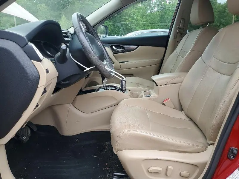 2016 NISSAN ROGUE SL  