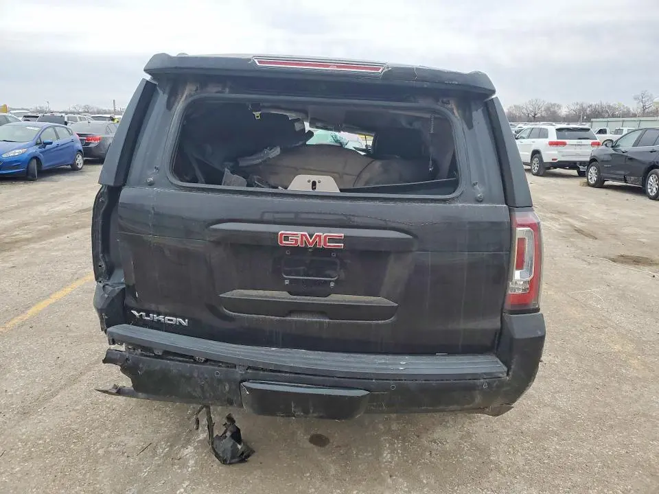 2017 GMC YUKON SLT  