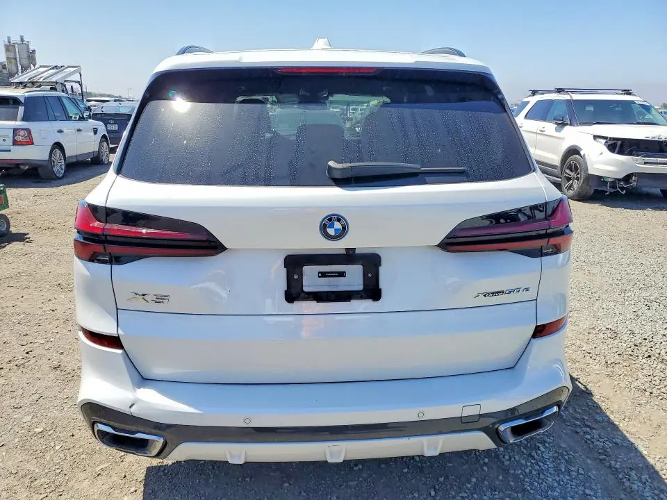 2024 BMW X5 XDRIVE50E  