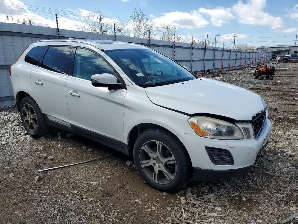 2013 VOLVO XC60 T6  