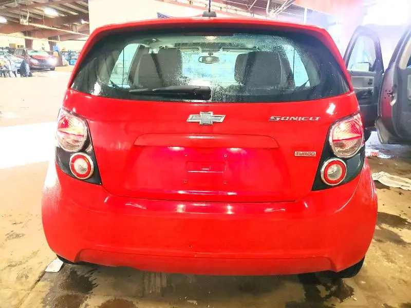 2015 CHEVROLET SONIC LT  