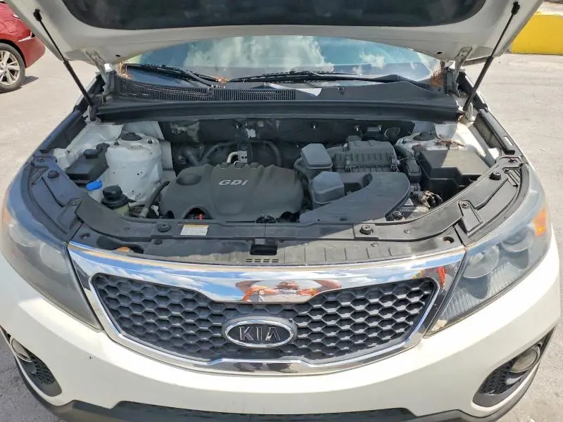 2012 KIA SORENTO LX  