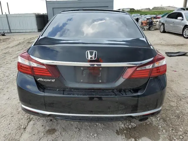 2017 HONDA ACCORD LX  