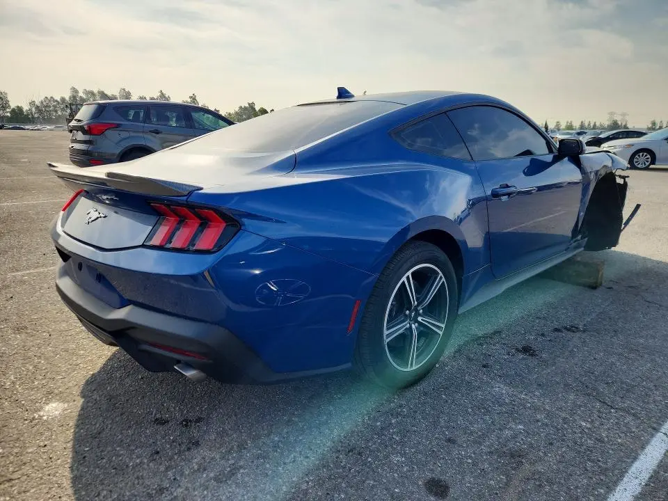 2024 FORD MUSTANG   
