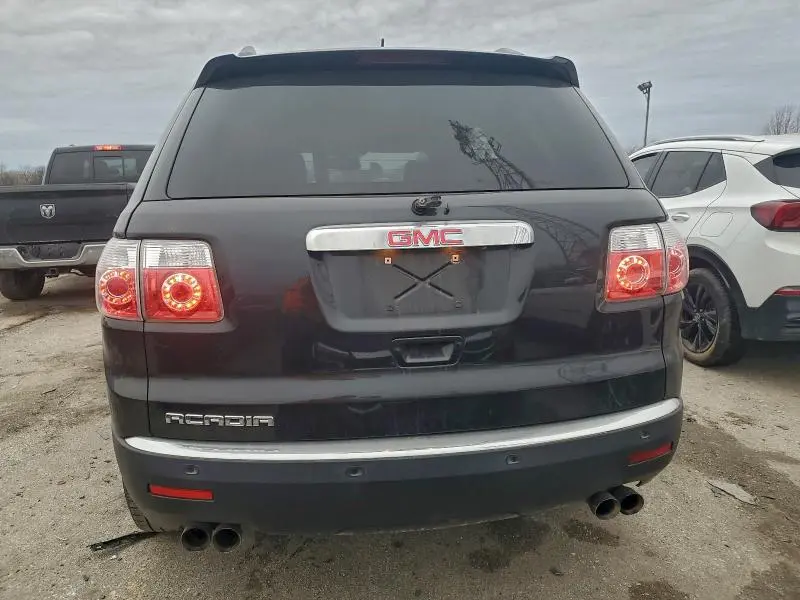 2011 GMC ACADIA SLE  