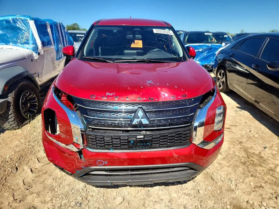 2022 MITSUBISHI OUTLANDER SE  