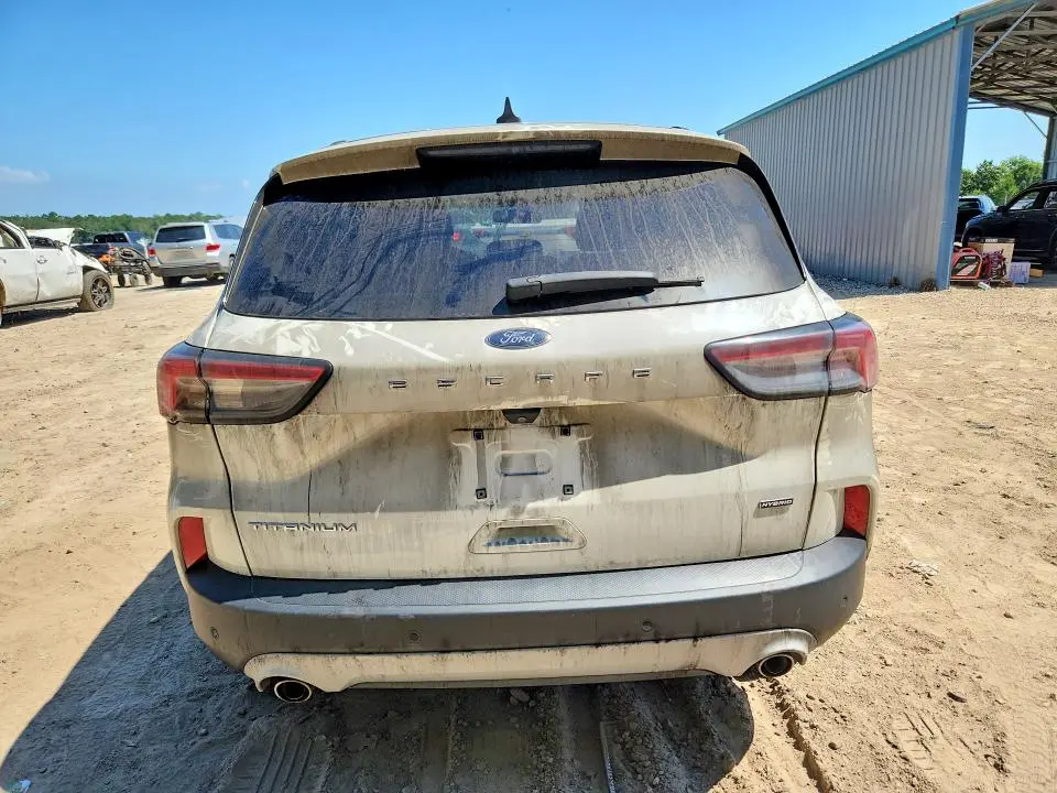 2020 FORD ESCAPE TITANIUM  