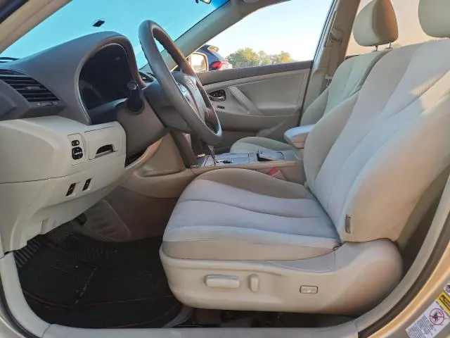 2011 TOYOTA CAMRY BASE  