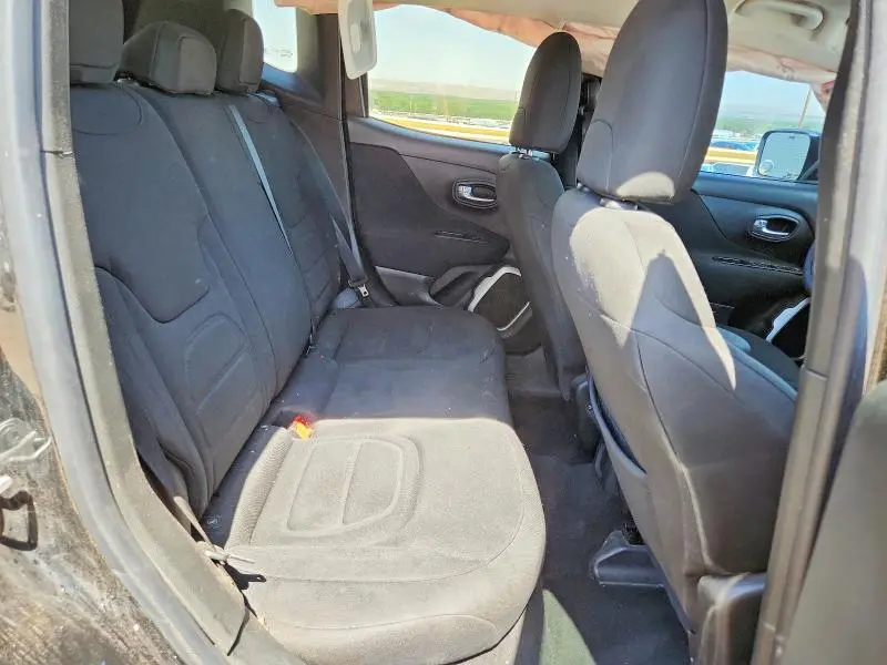 2018 JEEP RENEGADE LATITUDE  