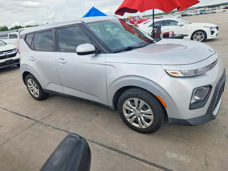 2020 KIA SOUL LX  