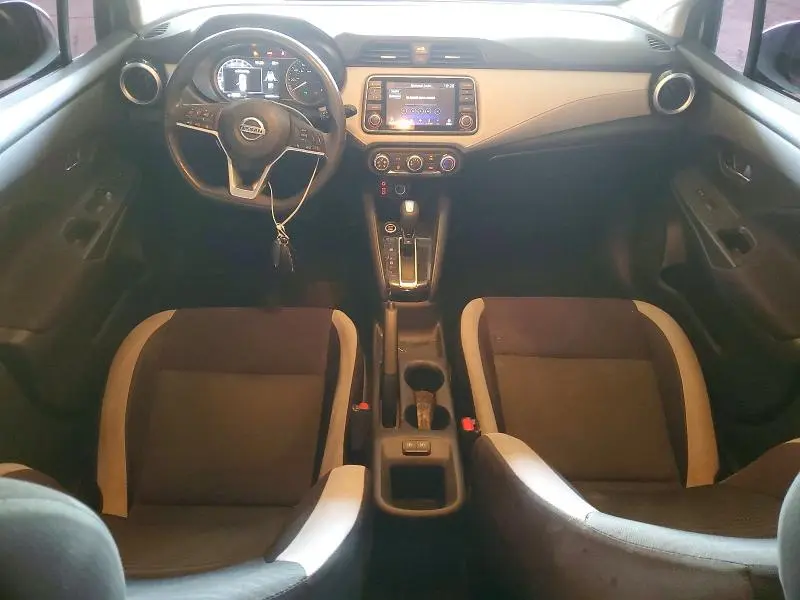 2021 NISSAN VERSA SV  