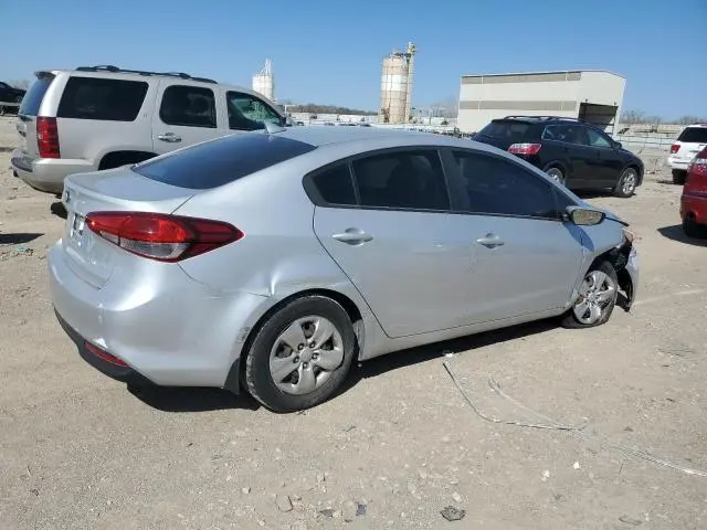 2018 KIA FORTE LX  
