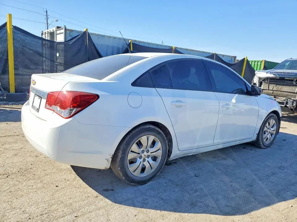 2014 CHEVROLET CRUZE LS  