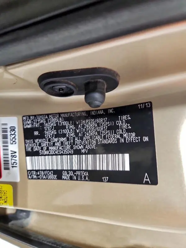 2014 TOYOTA SIENNA LE  