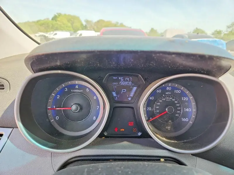 2013 HYUNDAI ELANTRA GLS  