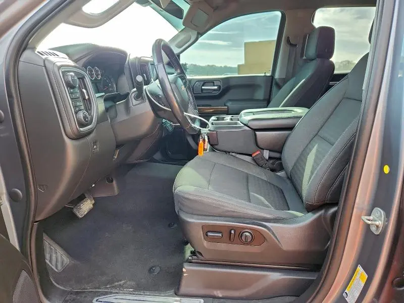 2020 CHEVROLET SILVERADO K1500 LT  