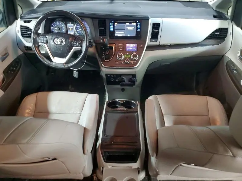 2015 TOYOTA SIENNA XLE 8-PASSENGER  