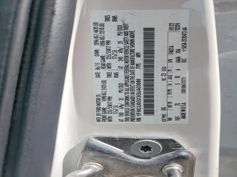 2016 FORD ESCAPE SE  