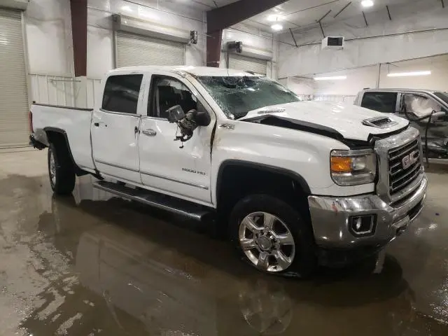 2017 GMC SIERRA K2500 SLT  