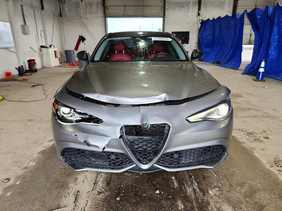 2019 ALFA ROMEO GIULIA TI  