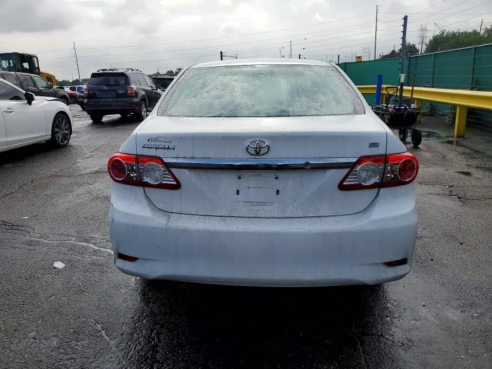 2011 TOYOTA COROLLA LE  