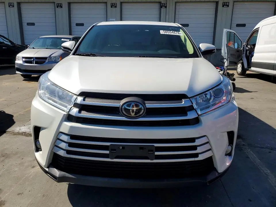 2018 TOYOTA HIGHLANDER LE PLUS  