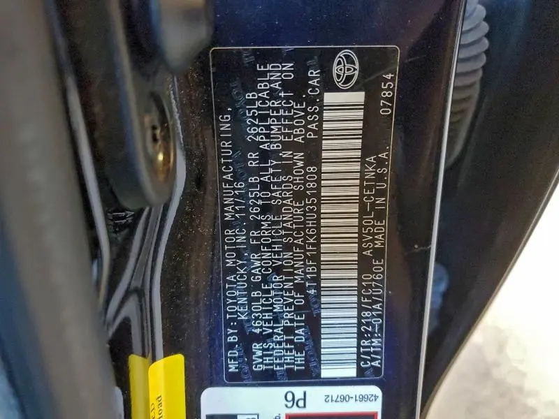 2017 TOYOTA CAMRY LE  