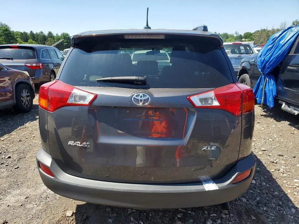 2015 TOYOTA RAV4 XLE  