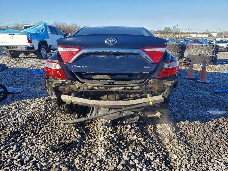 2015 TOYOTA CAMRY LE  