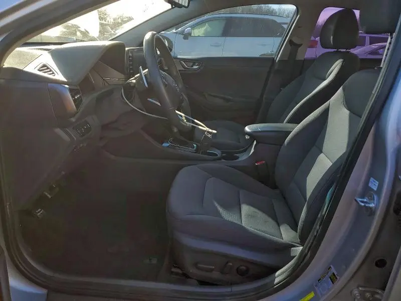 2020 HYUNDAI IONIQ SE  