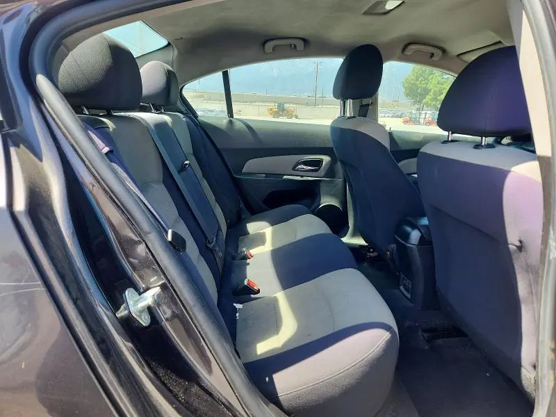 2014 CHEVROLET CRUZE LS  