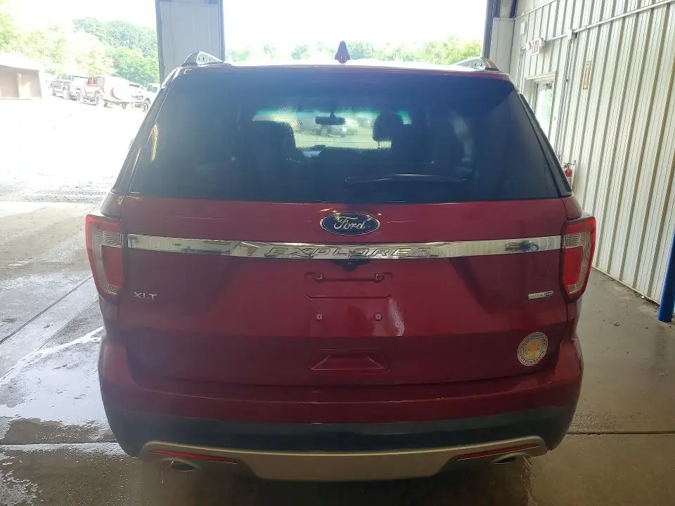 2016 FORD EXPLORER XLT  