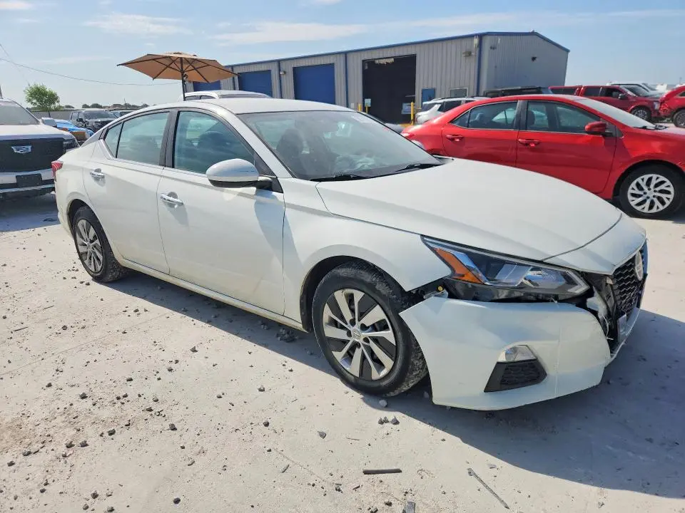 2020 NISSAN ALTIMA S  