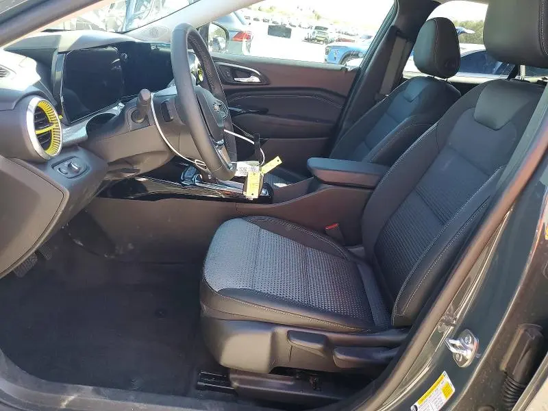 2025 CHEVROLET TRAX 1LT  