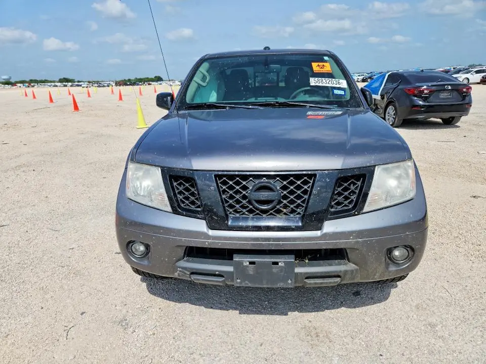 2018 NISSAN FRONTIER SV  