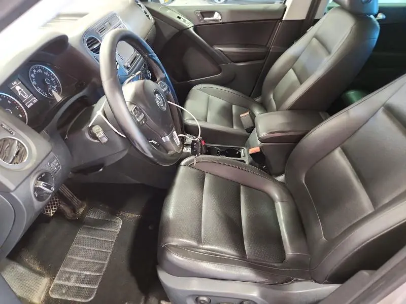 2016 VOLKSWAGEN TIGUAN S  