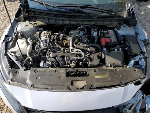 2024 NISSAN ALTIMA SR  