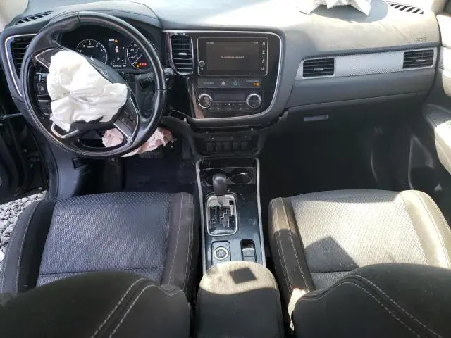 2017 MITSUBISHI OUTLANDER SE  