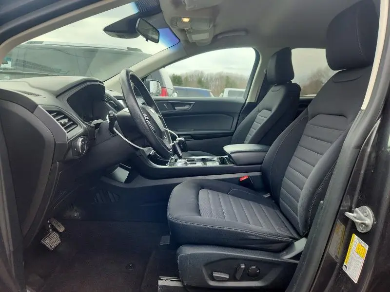 2020 FORD EDGE SE  