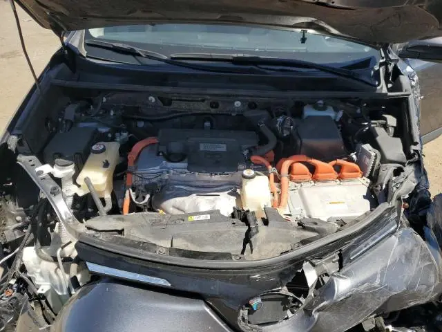 2018 TOYOTA RAV4 HV LE