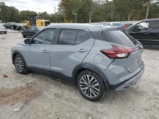 2021 NISSAN KICKS SV  