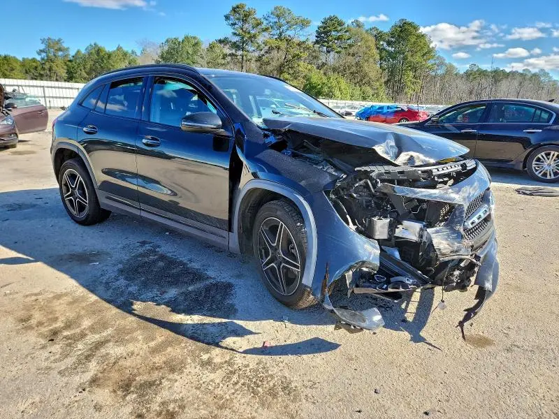 2021 MERCEDES-BENZ GLA 250  