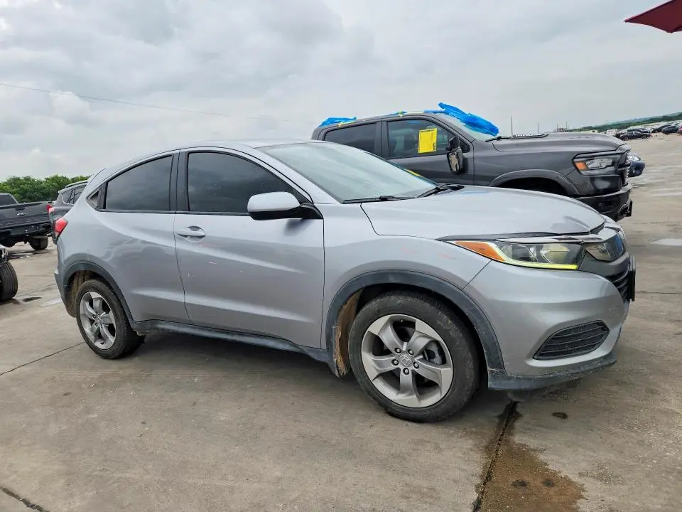 2020 HONDA HR-V LX  