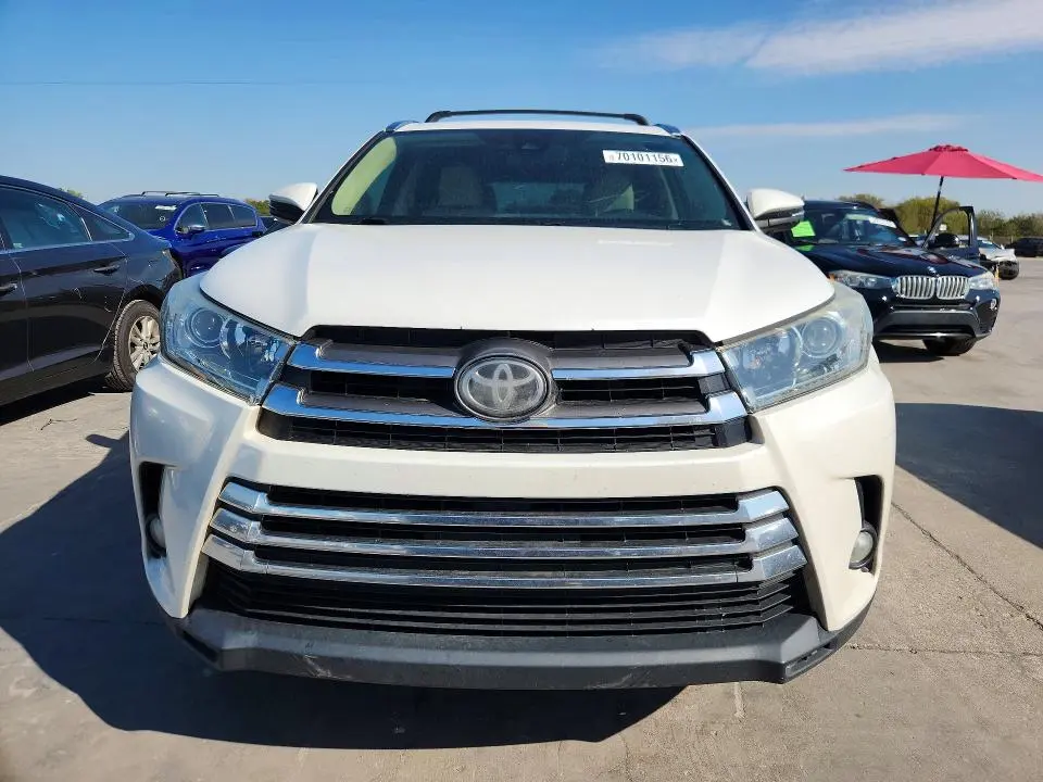 2018 TOYOTA HIGHLANDER LIMITED  