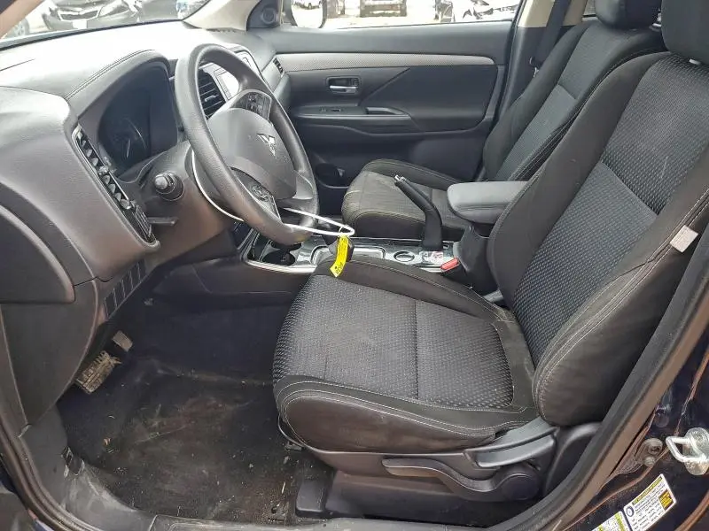 2018 MITSUBISHI OUTLANDER ES  