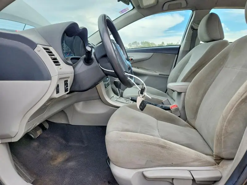 2012 TOYOTA COROLLA LE  