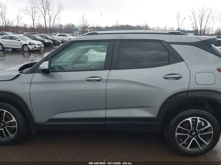 2025 CHEVROLET TRAILBLAZER FWD LT