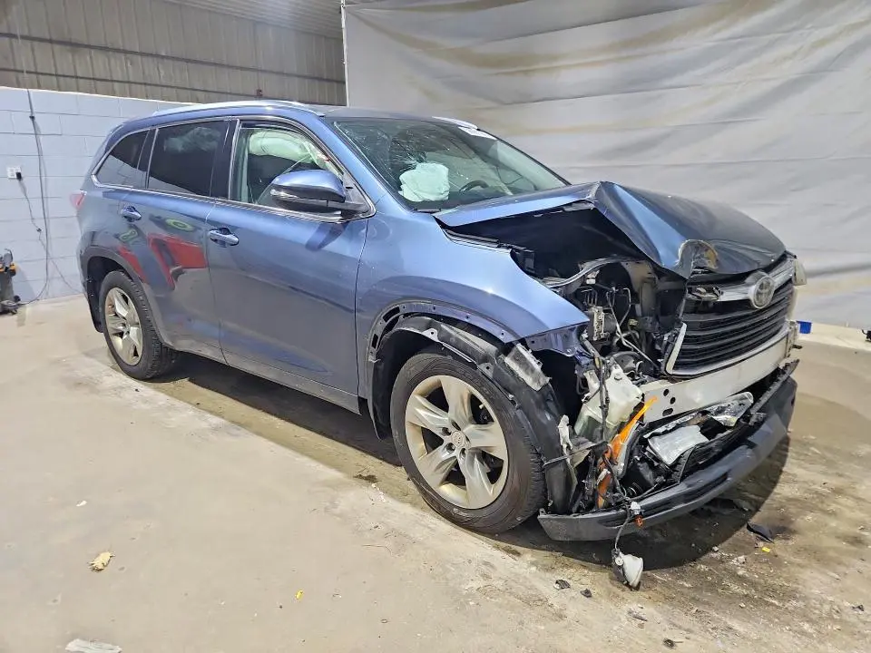 2015 TOYOTA HIGHLANDER LIMITED PLATINUM  