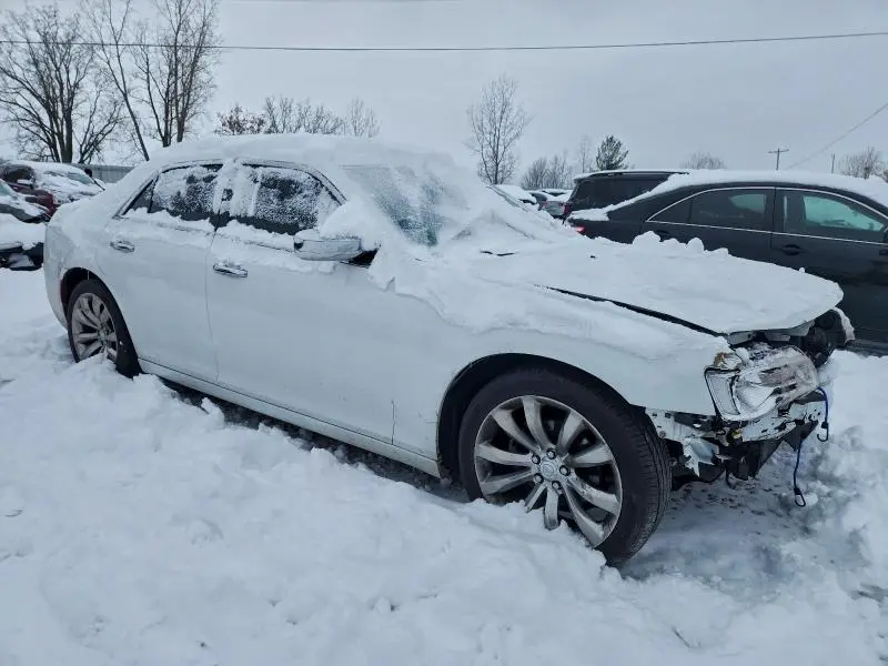 2020 CHRYSLER 300 LIMITED  