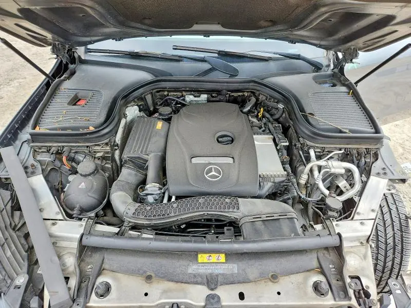2017 MERCEDES-BENZ GLC 300  